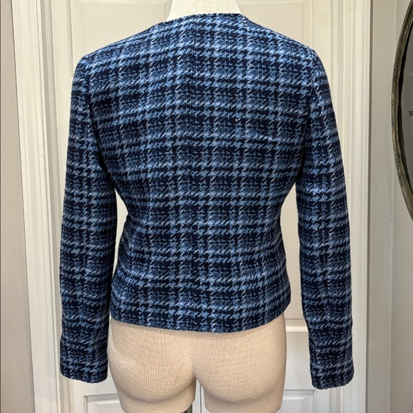 J Crew sz 4 blue tweed jacket with gold buttons - Picture 5 of 8